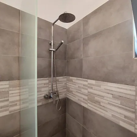 Apartment Manolakis House